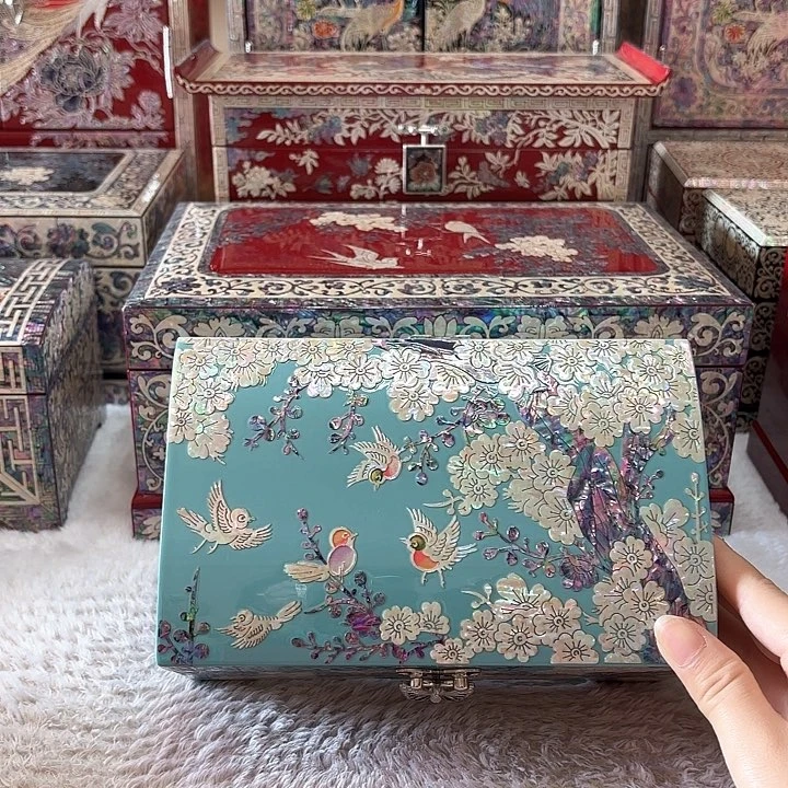 喜上眉梢蓝色贝底