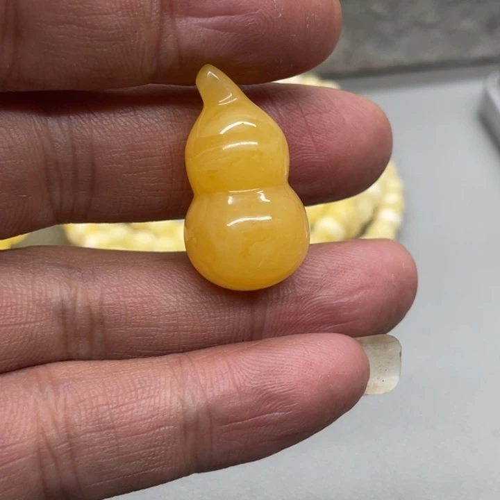 琥珀未镶嵌裸石葫芦