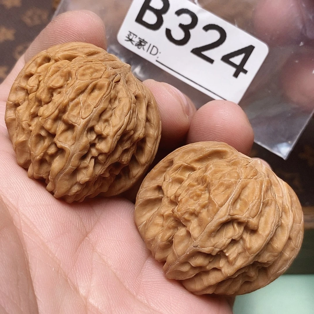 把件文玩核桃磨盘。