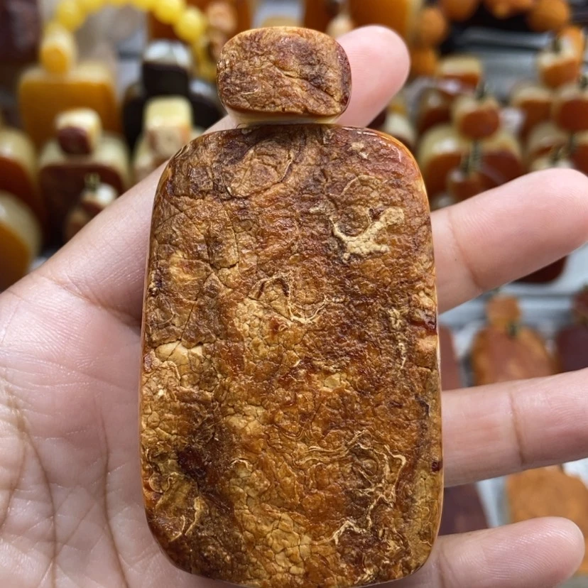 【闪购商品】琥珀颈饰未镶嵌