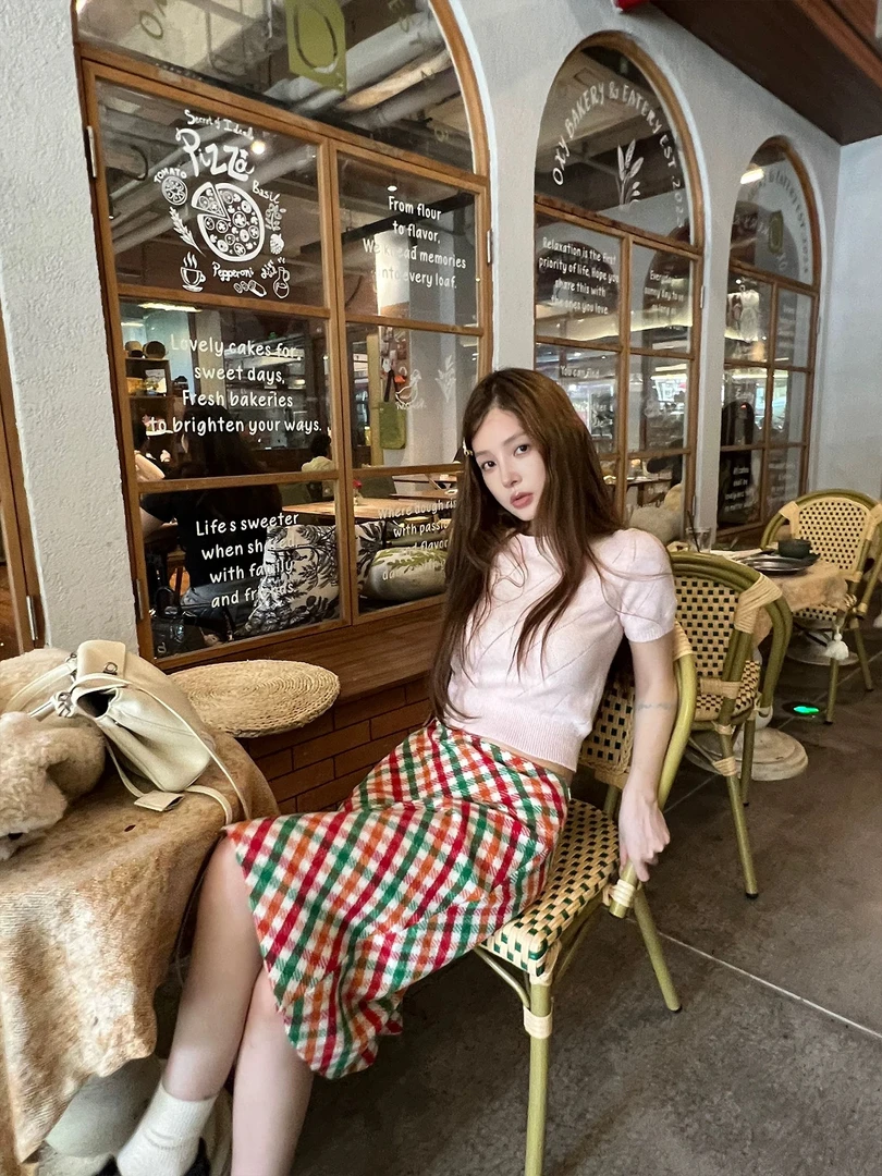 GXW2025SS 彩虹格A字高腰复古半身裙