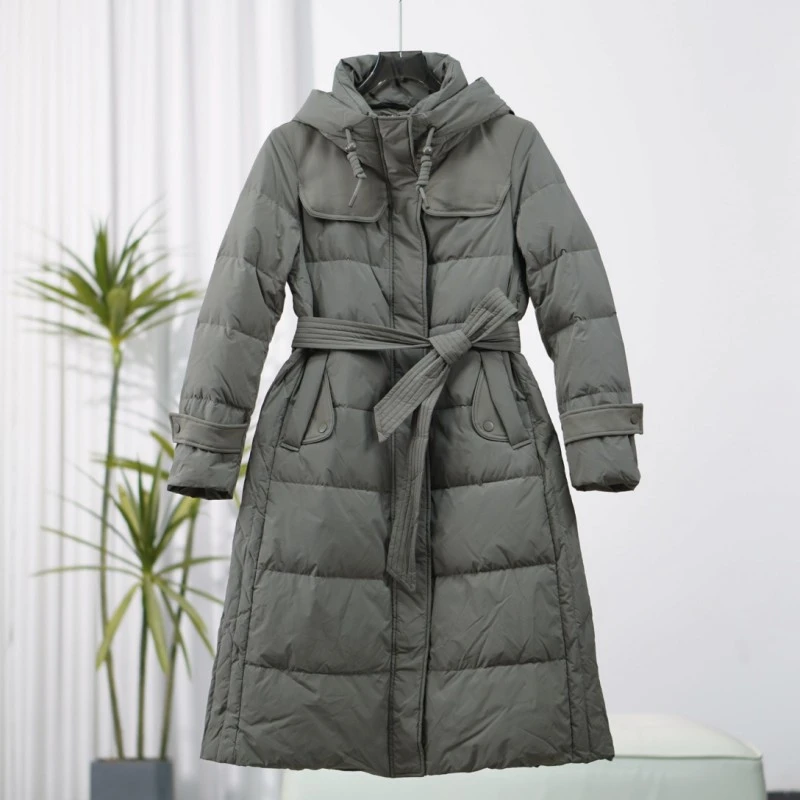 莉推荐 朗S系列  F144  女装秋冬保暖连帽长款羽绒服8Q523Y249