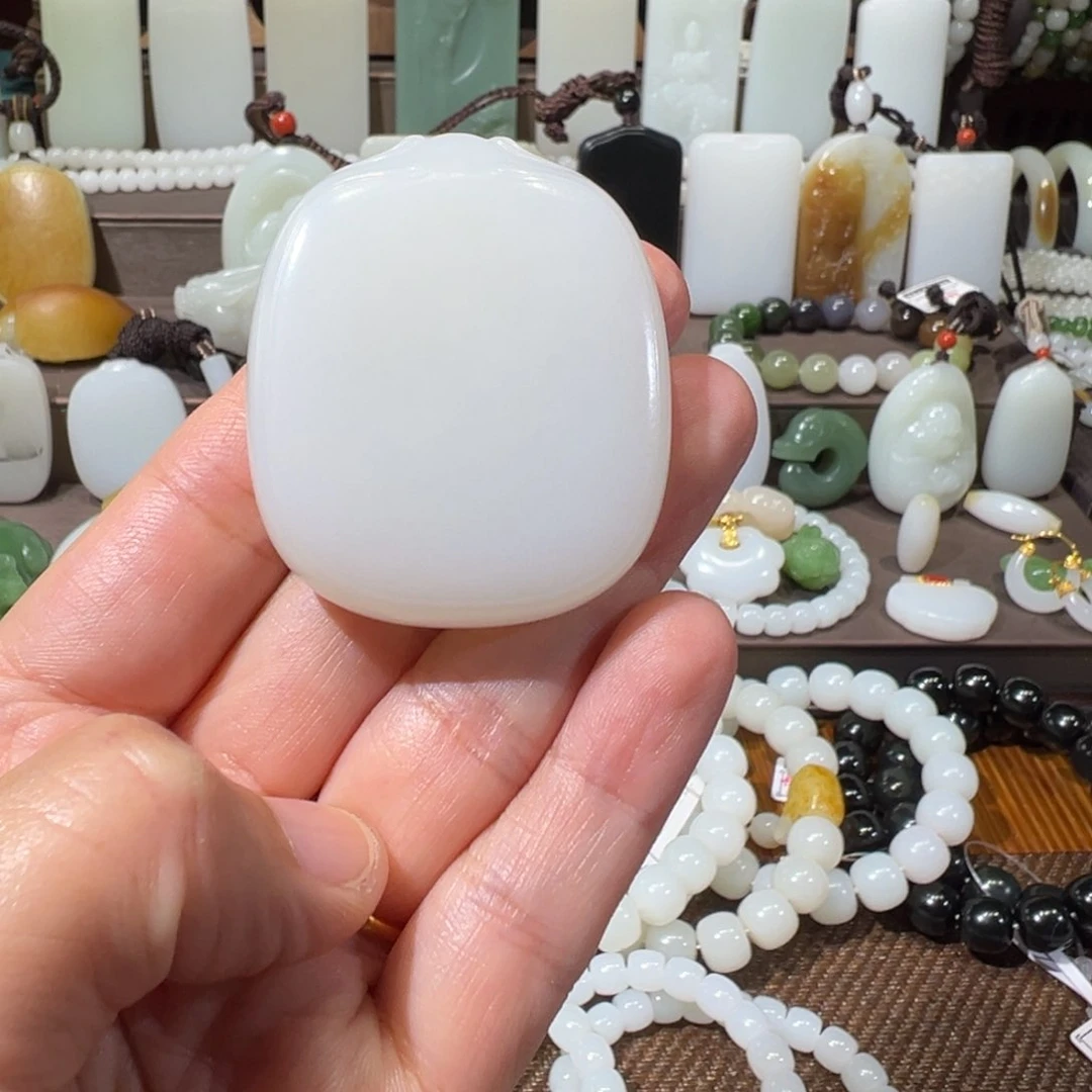 和田玉未镶嵌挂件機*師