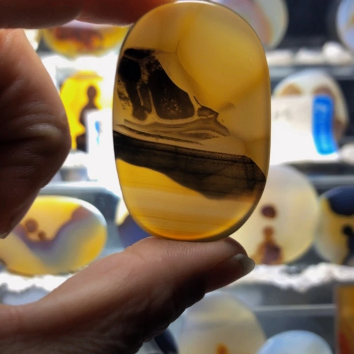 合金玛瑙/玉髓珠宝奇石96