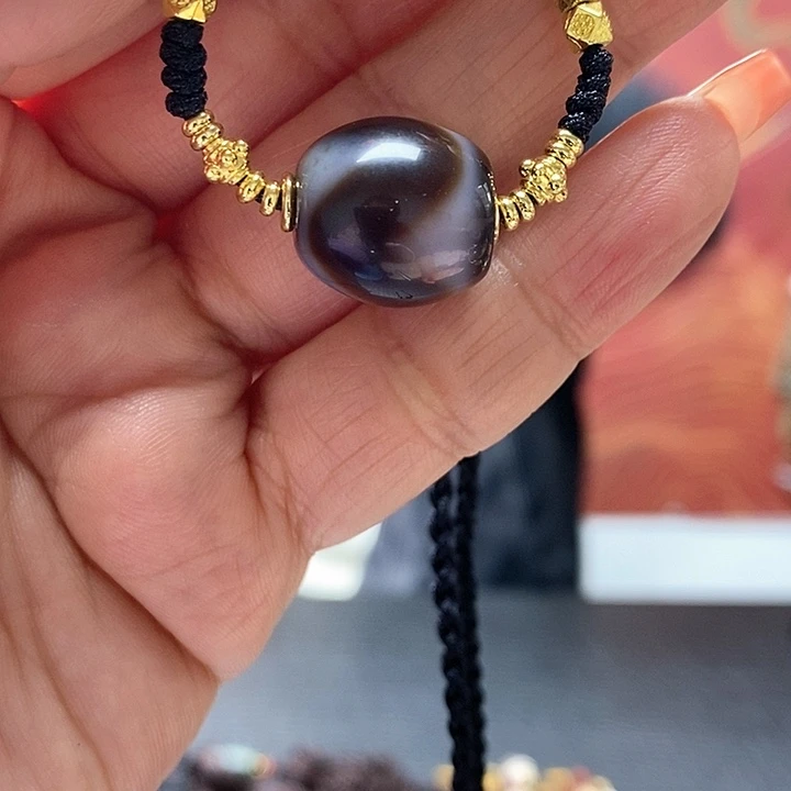 玛瑙/玉髓颈饰合金