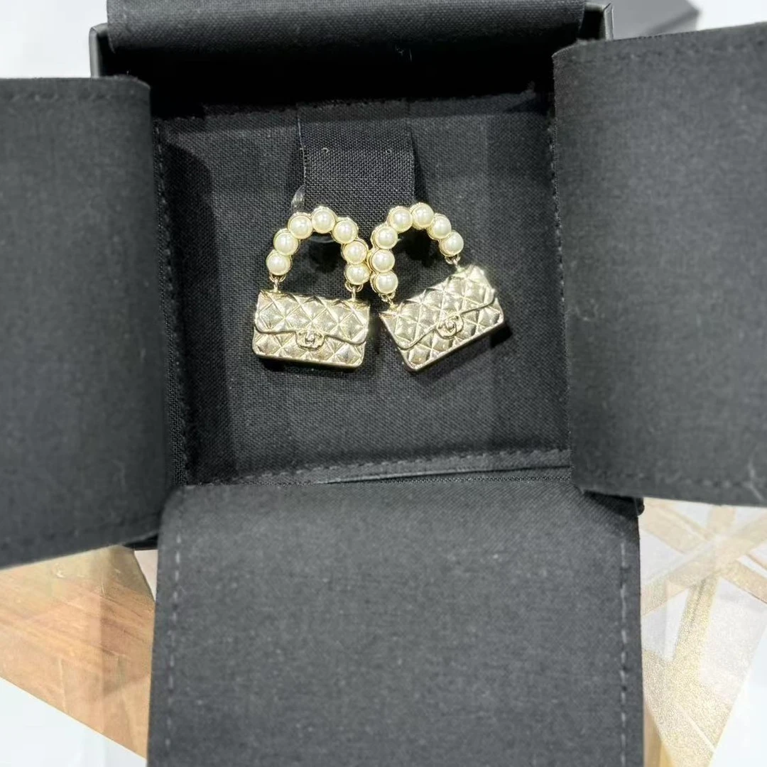 全新未使用 Chanel/香奈儿 香奈儿好看的耳饰