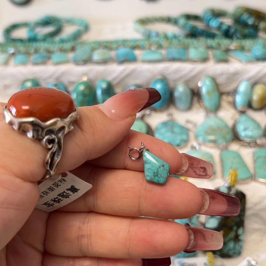 【闪购商品】未镶嵌南红玛瑙珠宝奇石