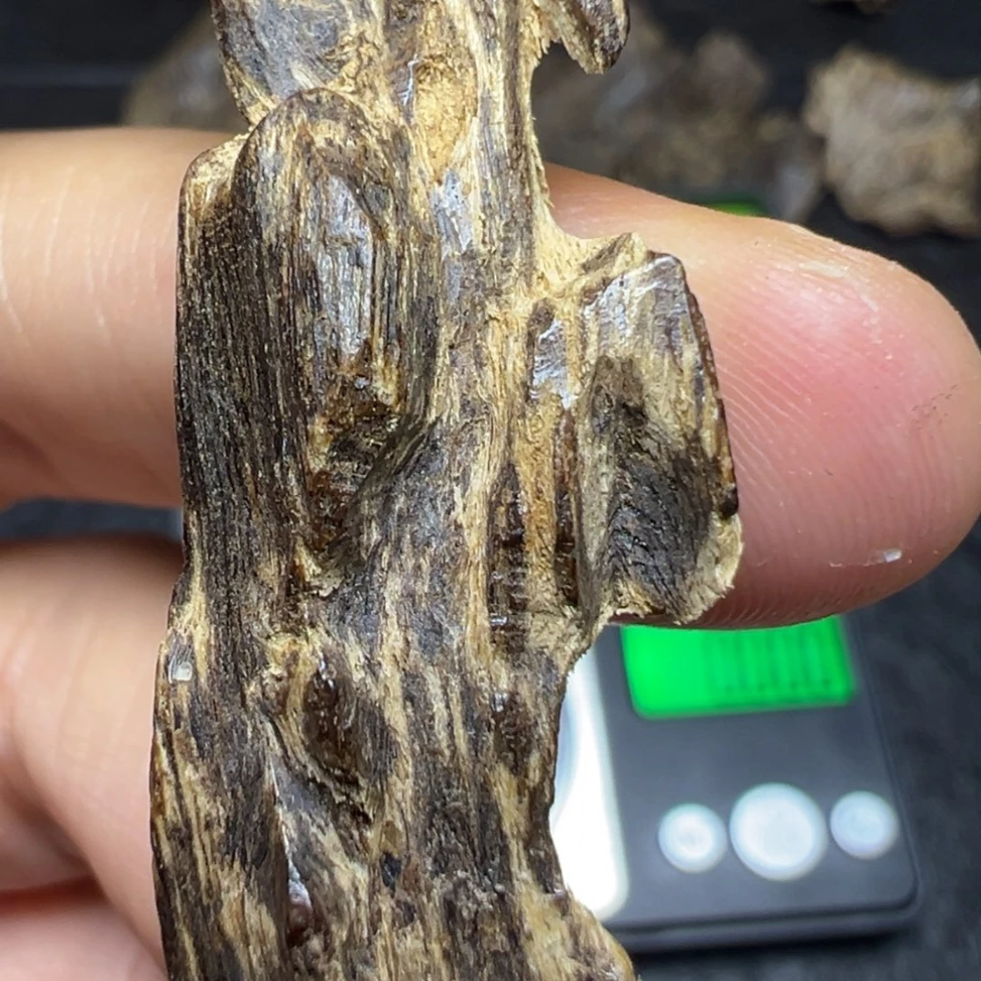 奇***了沉香碎屑沉香海南沉水树心油2.9克