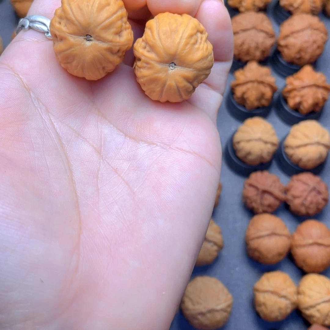 核桃文玩把件小佛肚