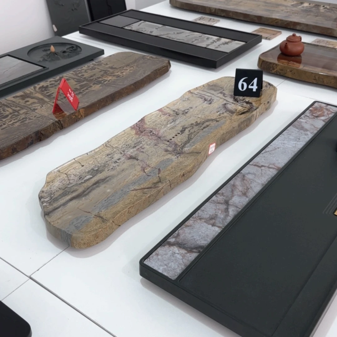 兰****南国画石86.5/24.5/3.2尺寸