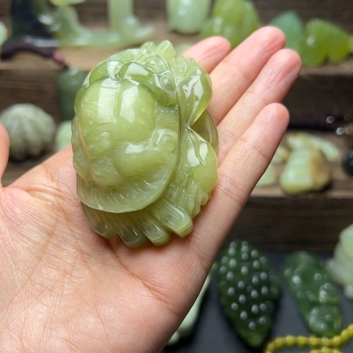 小***美岫玉未镶嵌手把件