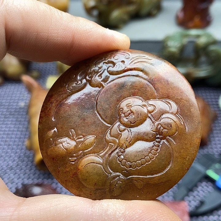 未镶嵌蛇纹石玉颈饰