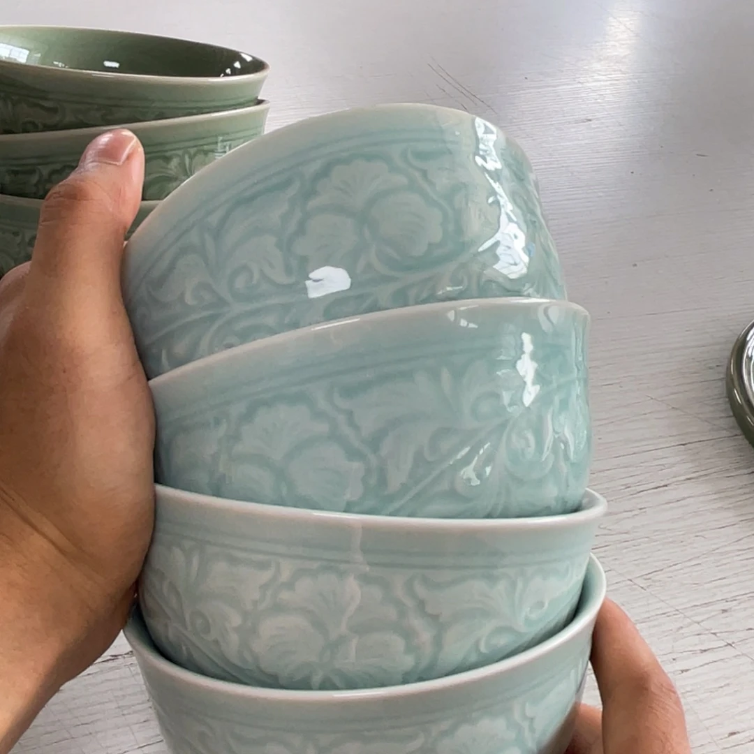 微瑕天青色5.5英寸宫庭牡丹碗4只