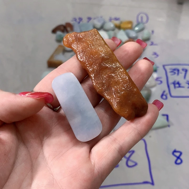 未镶嵌手串翡翠苏*