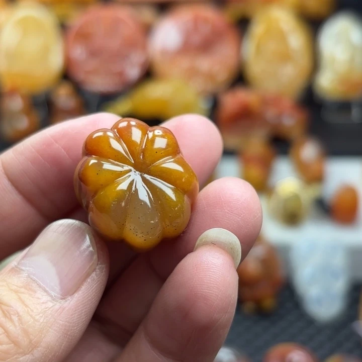 石英质玉（黄龙玉）未镶嵌吊坠(不含链)