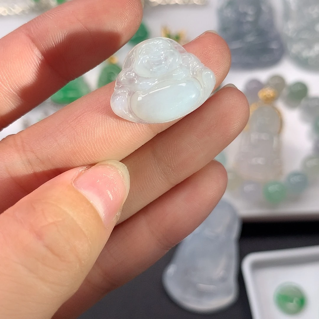 颈饰未镶嵌翡翠佛公