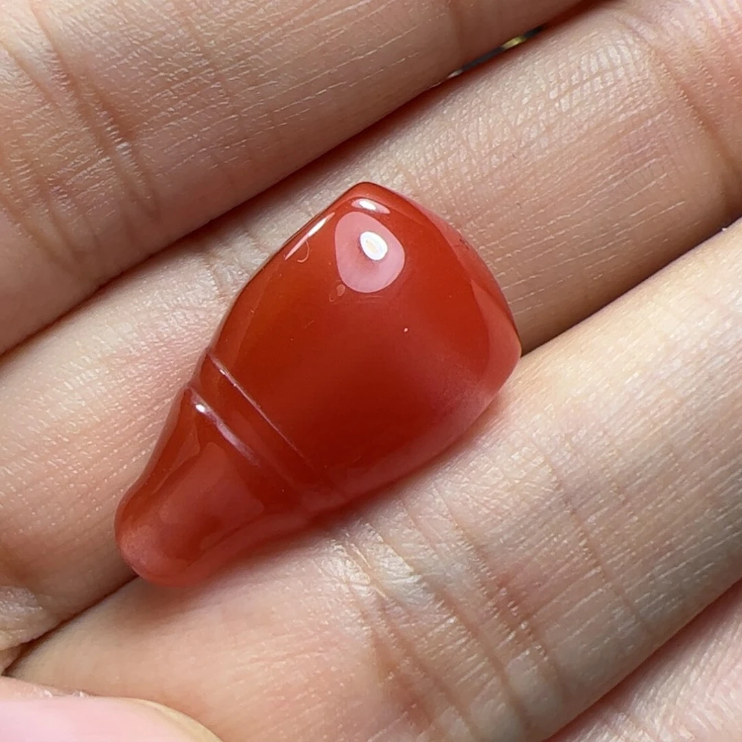 未镶嵌三通南红玛瑙