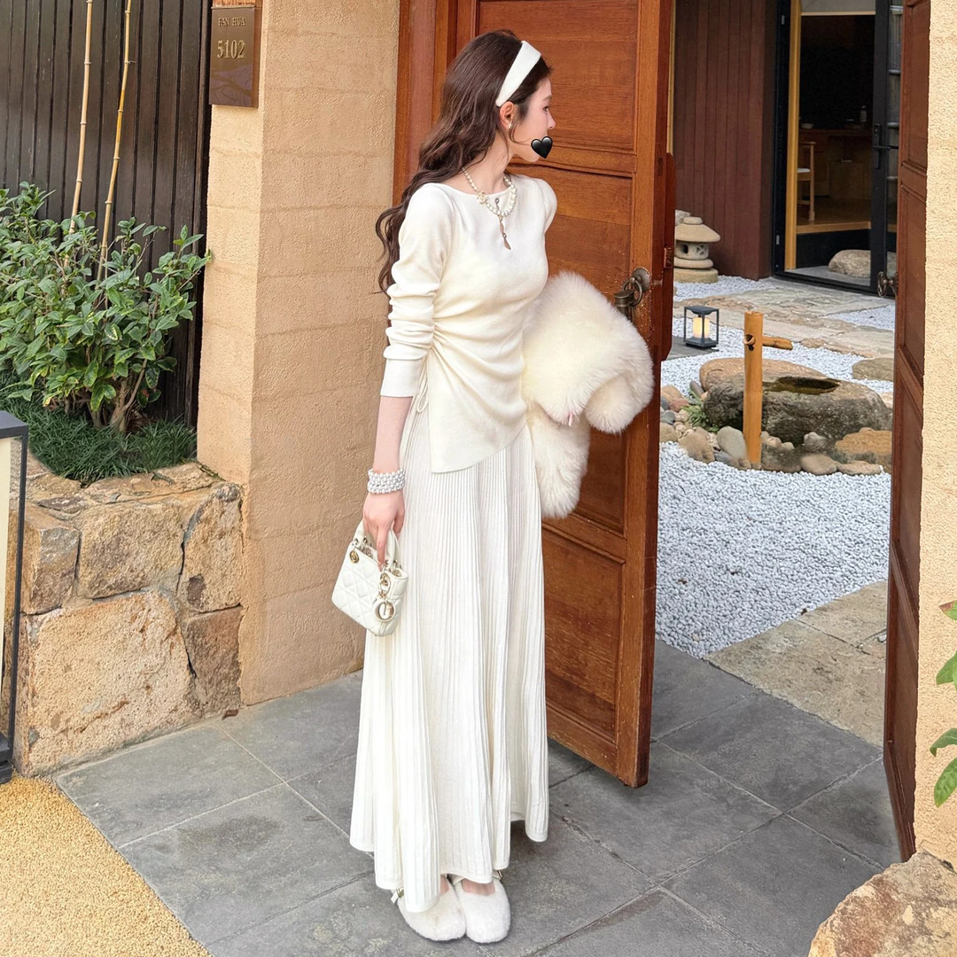 秋季流行穿搭白色套装连衣裙子女装2026夏季新款大衣内搭针织长裙