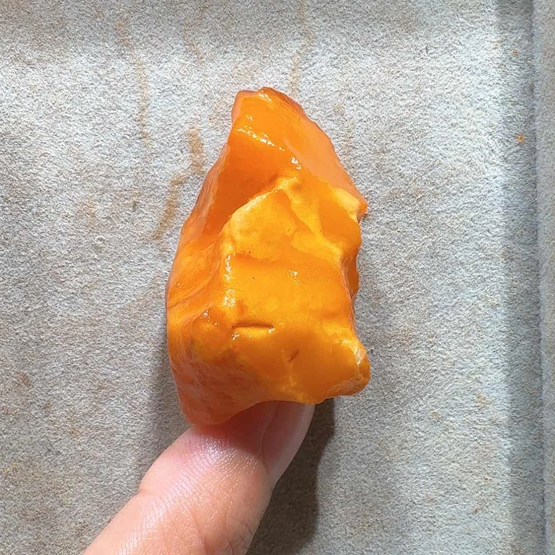 定制琥珀未镶嵌定制