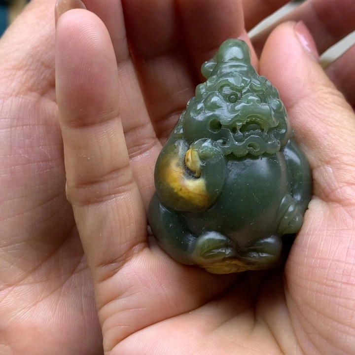 【闪购商品】岫岩河磨玉（透闪石质玉）未镶嵌把件