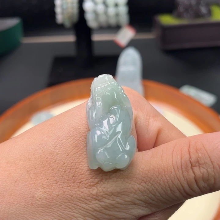 颈饰未镶嵌翡翠缅甸翡翠佛公