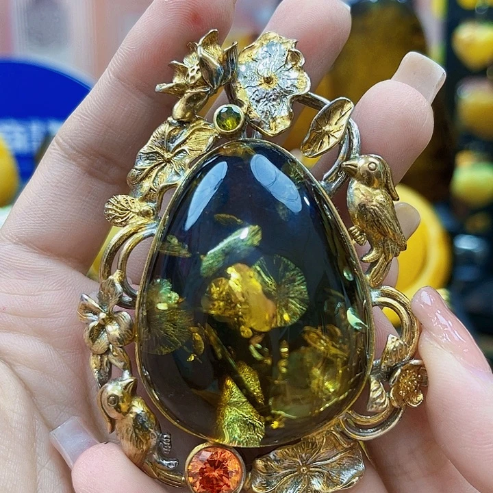 琥珀银S925镶嵌颈饰吊坠