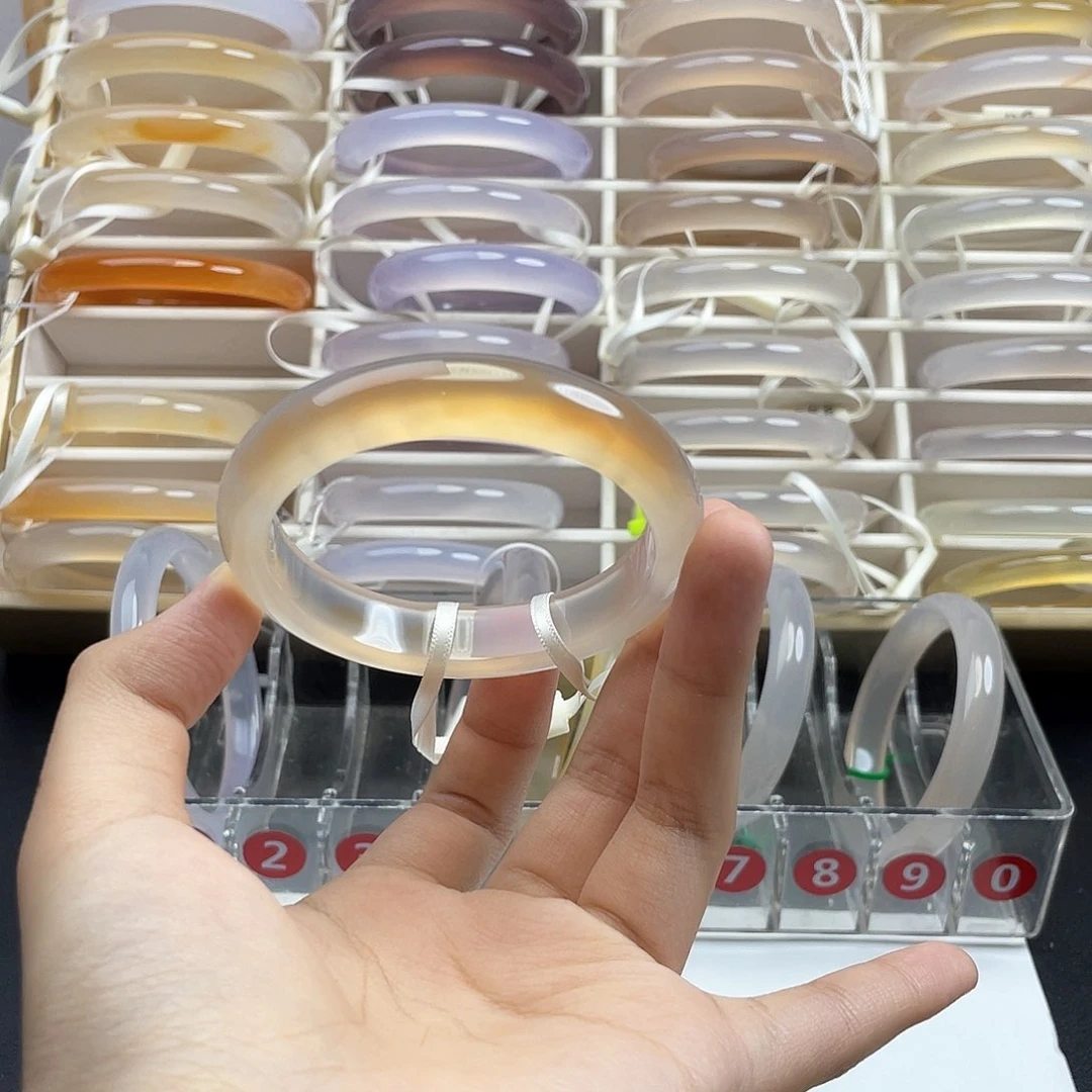 玛瑙/玉髓手镯未镶嵌43