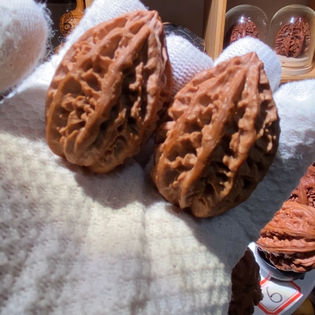 文玩核桃吊坠八棱塔kbfl