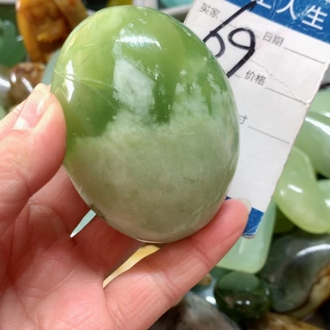 蛇纹石玉手把件未镶嵌