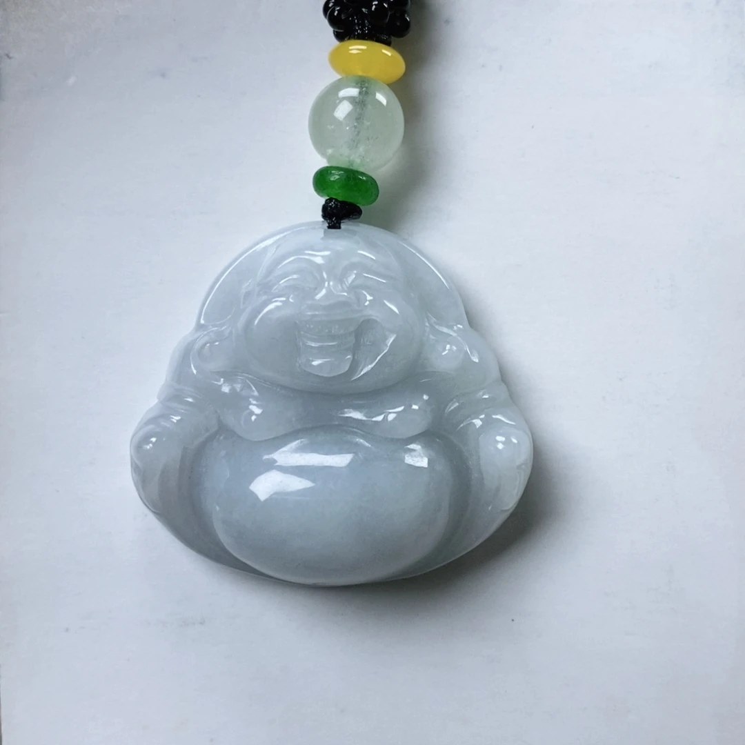 翡翠颈饰未镶嵌佛公