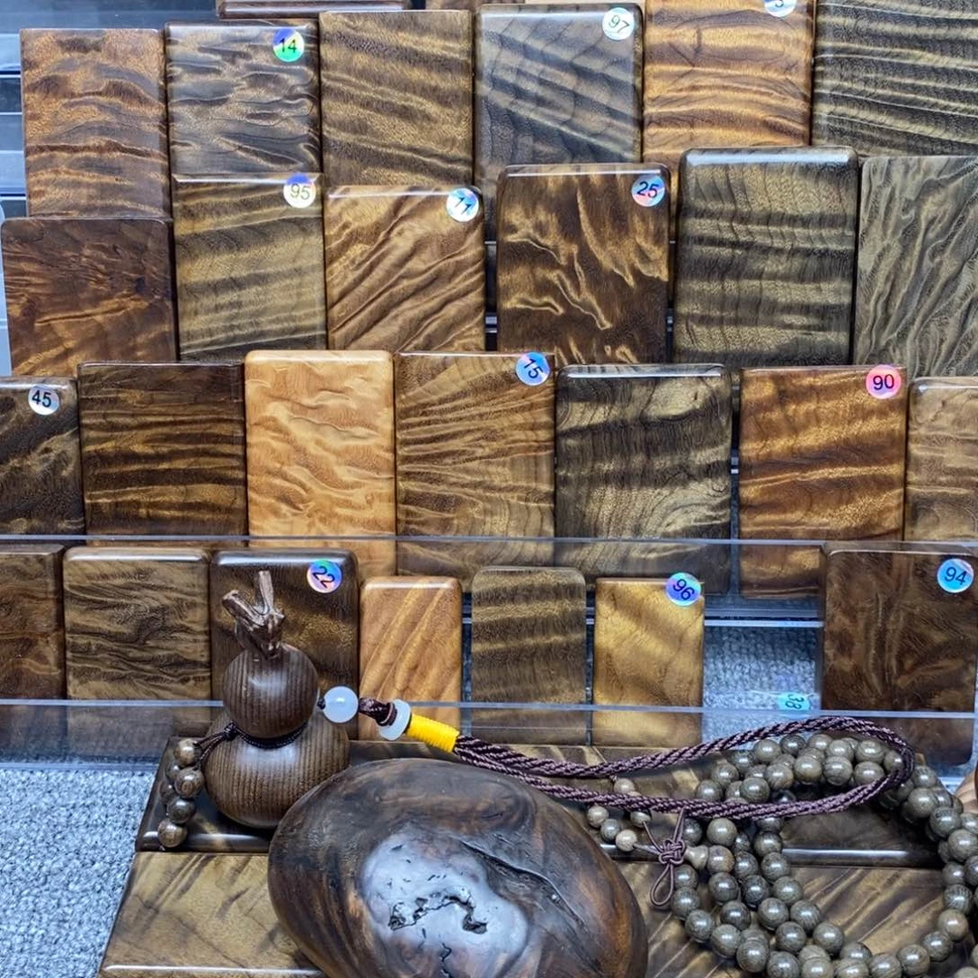 壑***老金丝楠小叶桢楠无事牌