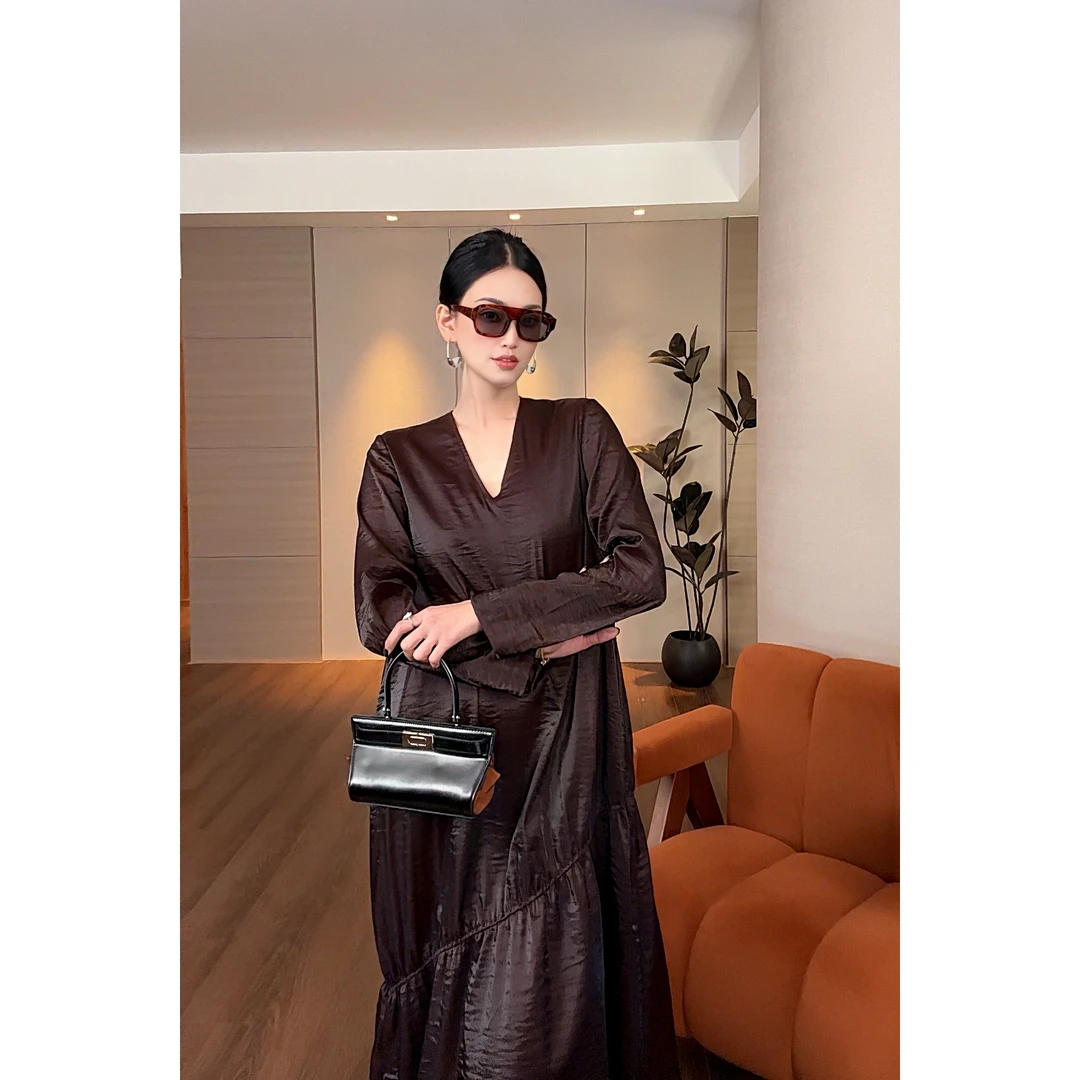 紫紫 蔷语 枯美学高级极简线条大摆连衣裙ZD01LZYL035