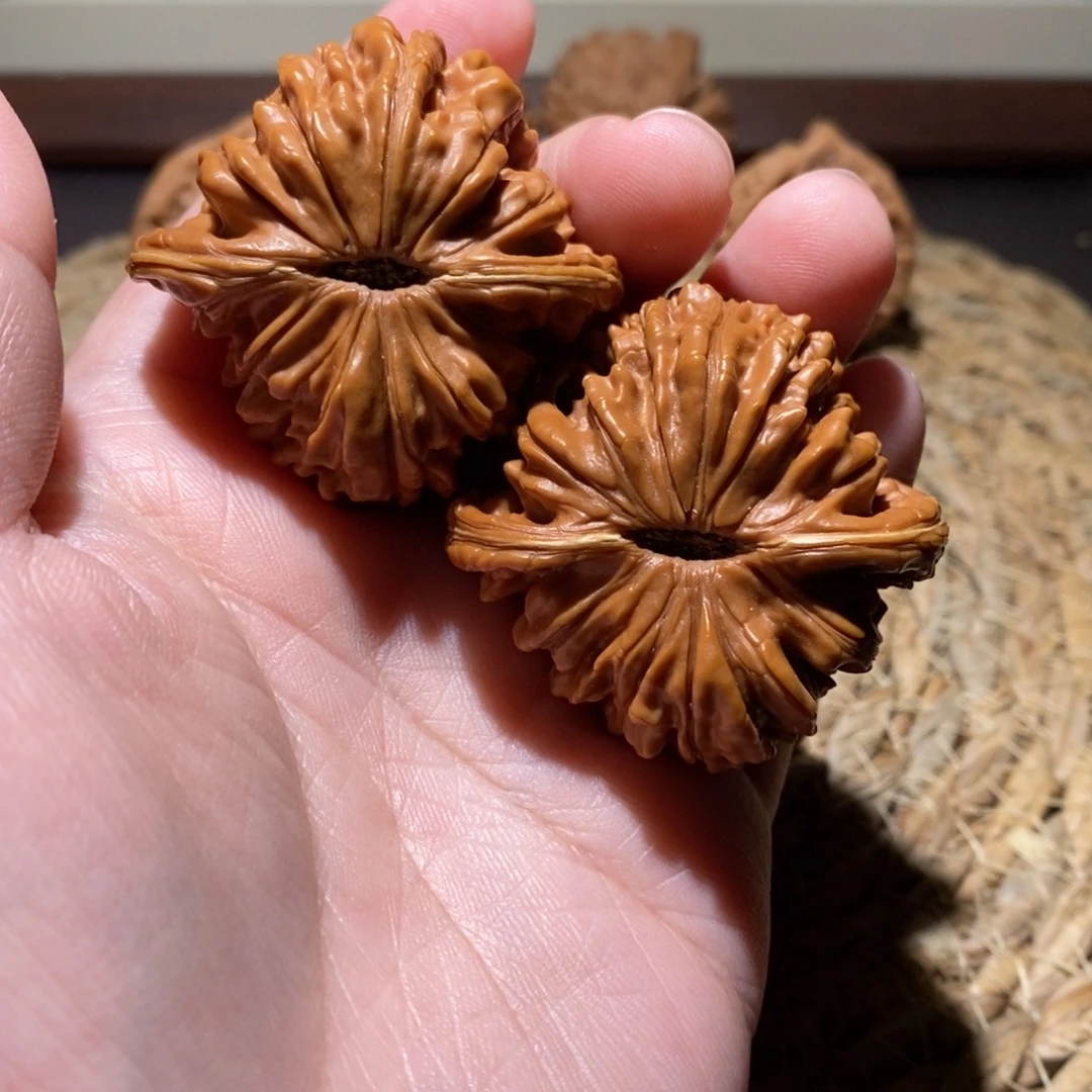 桃核吊坠45四座楼