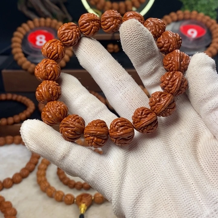 桃核吊坠古**风秦岭龙纹