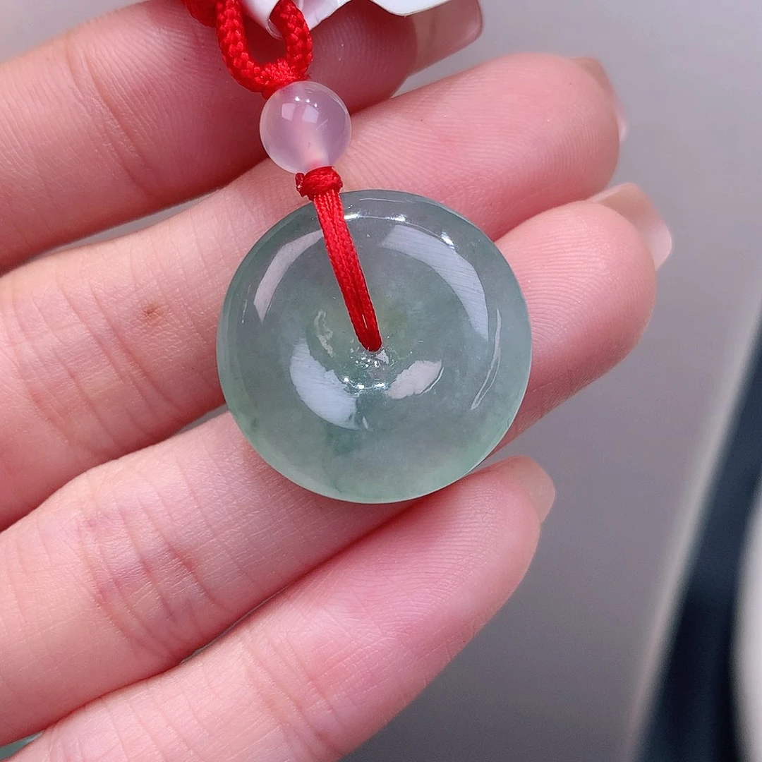 颈饰未镶嵌翡翠冰飘绿平安扣