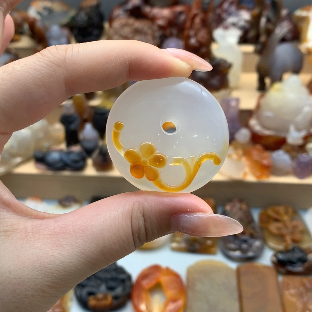 玛瑙/玉髓颈饰未镶嵌