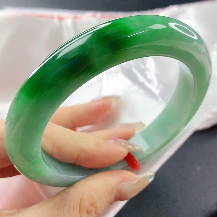 未镶嵌手镯翡翠，918