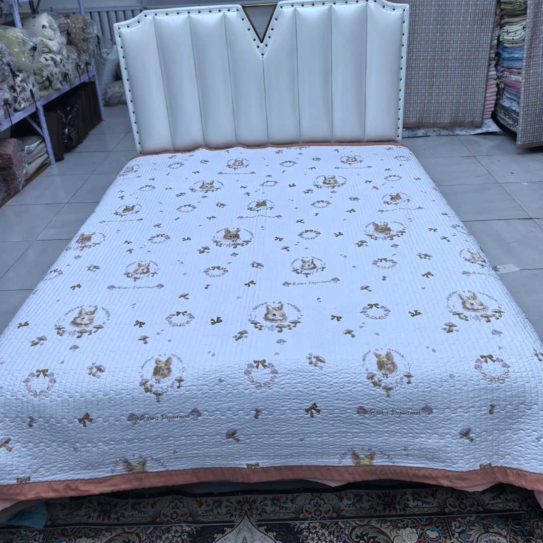 莫小柔宽边床盖《兔八哥》2米✕2.3米