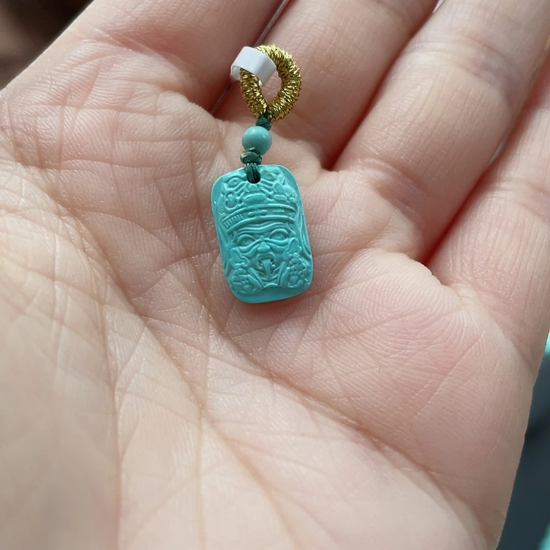 绿松石颈饰未镶嵌