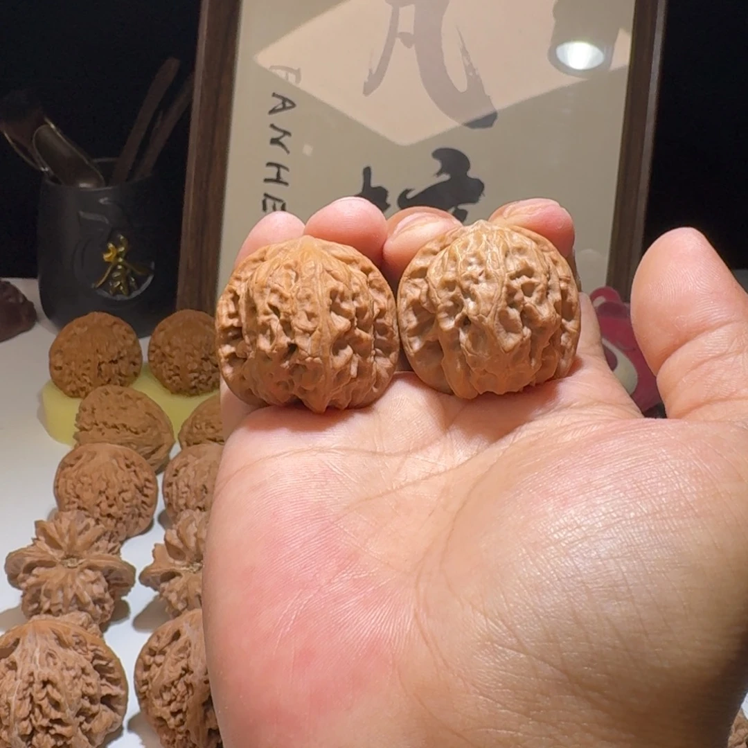 吊坠文玩核桃36尺寸野狼狮子头