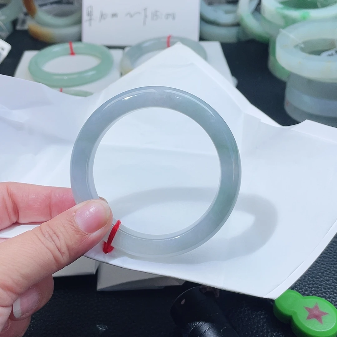 翡翠未镶嵌手镯53.5圈口