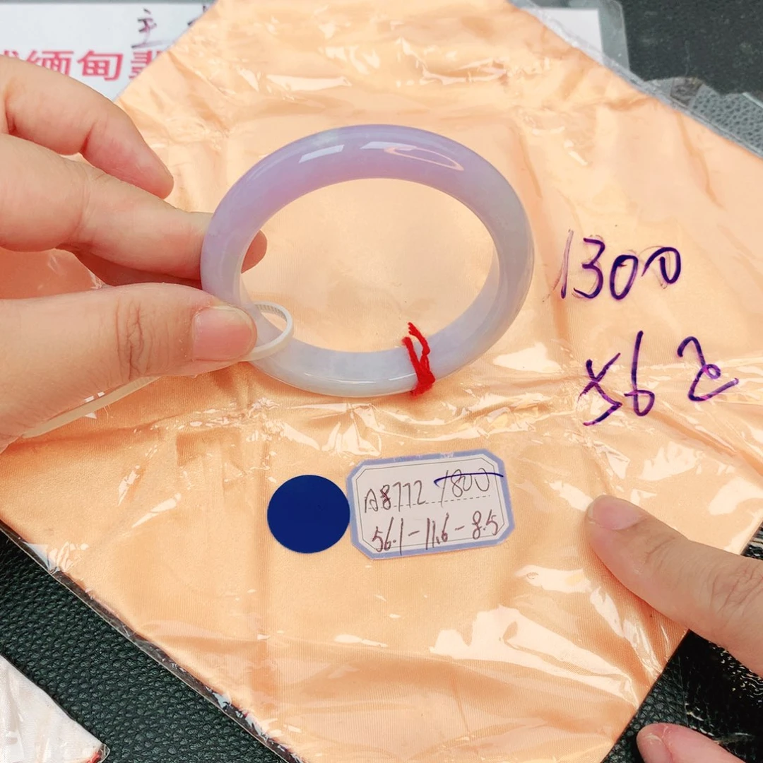 翡翠手镯未镶嵌缅甸翡翠