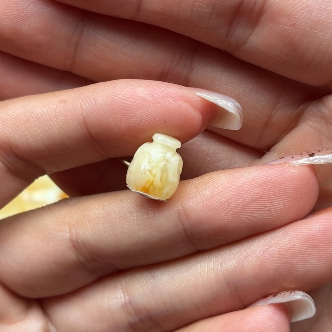 琥珀未镶嵌裸石蜜蜡