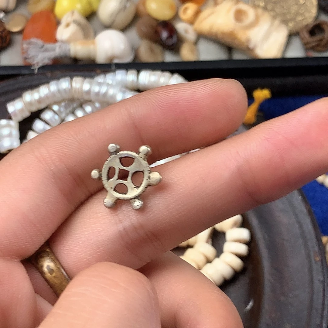 A**世我的心好痛啊好