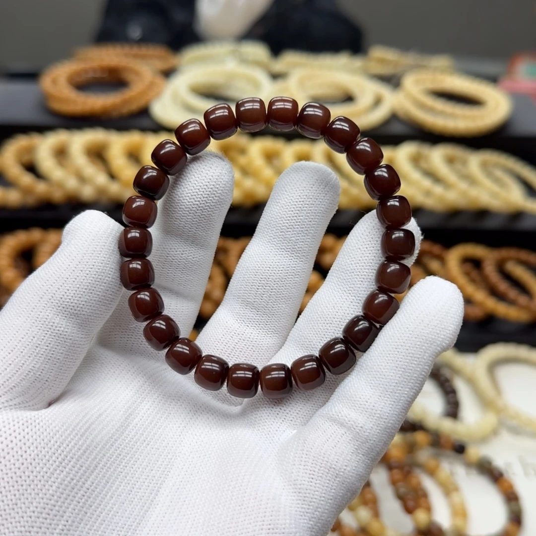 手串菩提根/象牙果8×9 5年 青衣 鬼工