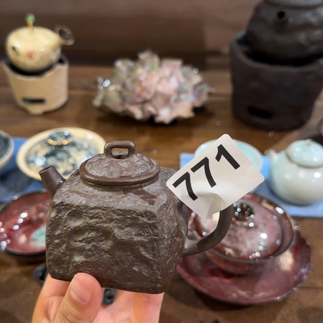 野***蚱景德镇手作器皿了