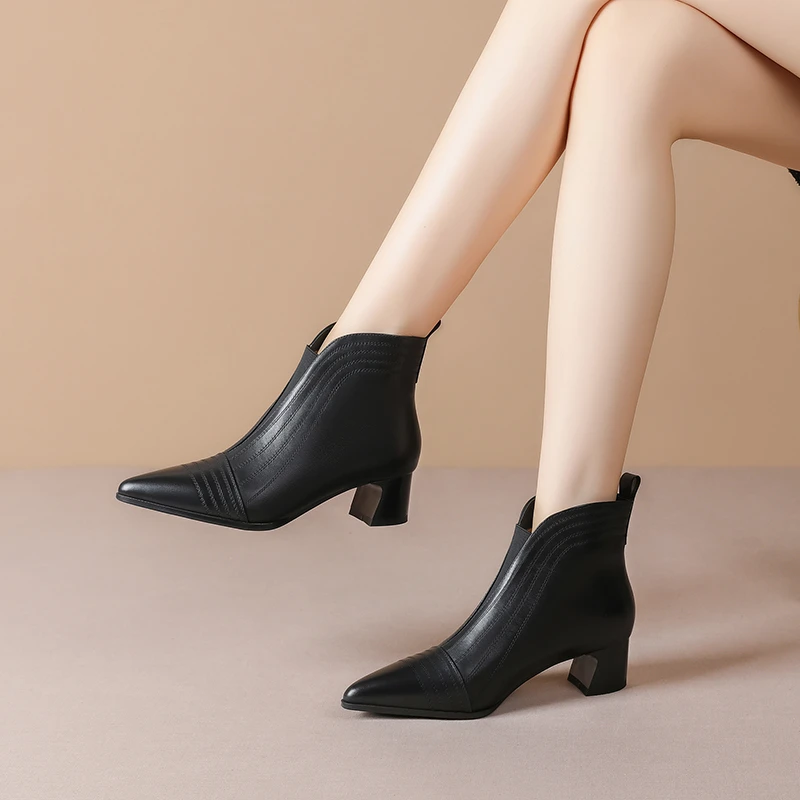 RA头层牛皮4cm2025新款百搭尖头中跟粗跟短靴女真皮马丁靴8011