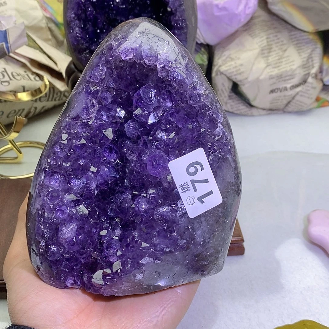 紫晶大型摆件（非配饰）未镶嵌