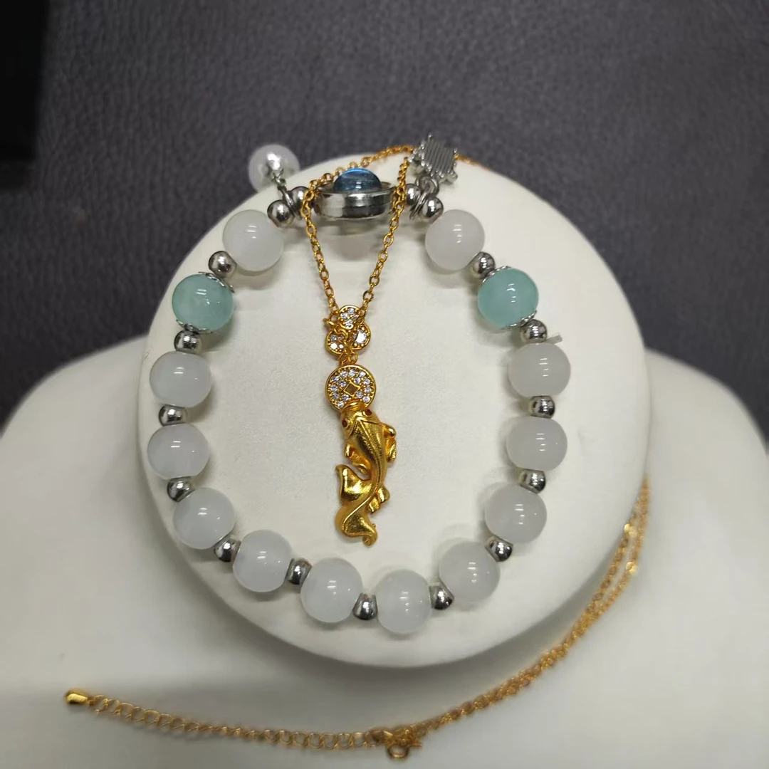 大C总好物-年年有鱼项链c132DY