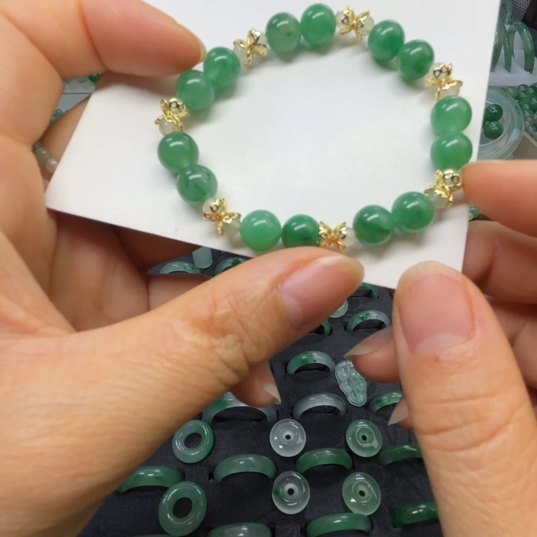 石英质玉（非洲翠）未镶嵌戒指  珠子  手镯卡8冰绿珠子手串